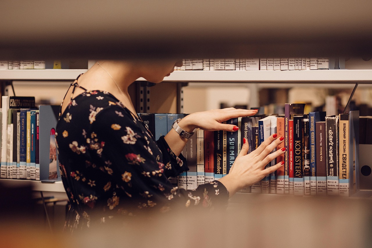 Navigace v děsivém faktoru u AI asistentů pro malé podniky
